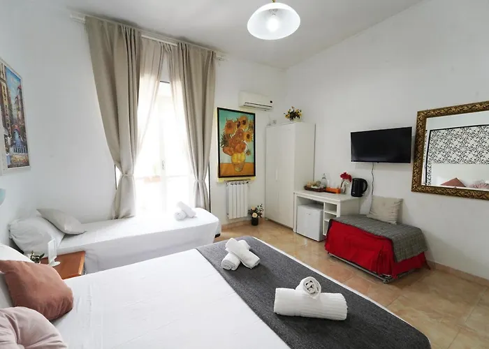Cicero Center 4*