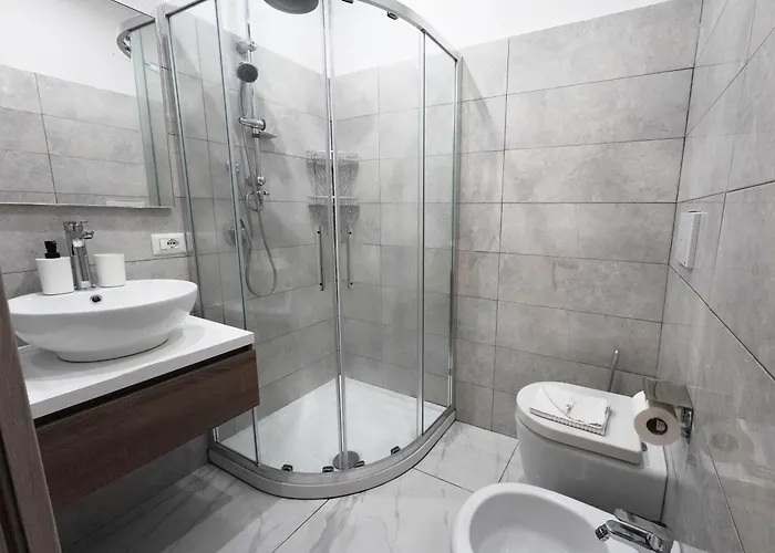 Cicero Center Guest house