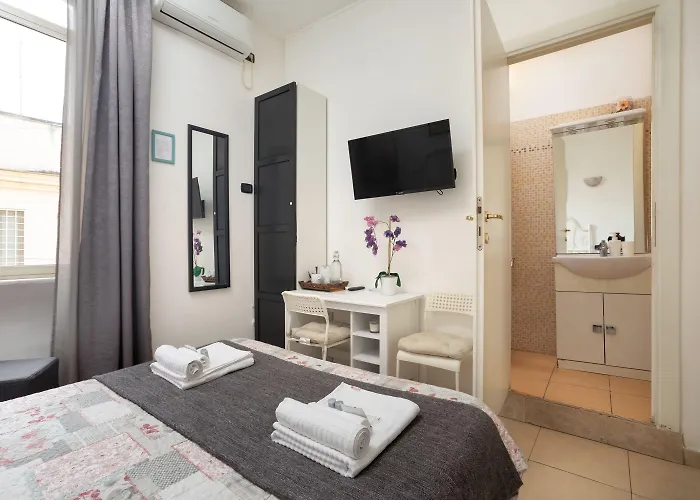 Pensión Cicero Center 4*