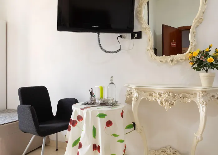 Cicero Center Guest house Rome