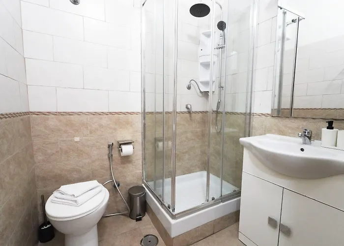 Cicero Center Affittacamere 4*